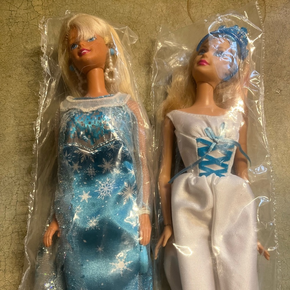 Lot of 2 Barbie Dolls